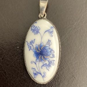 Flower Pendant